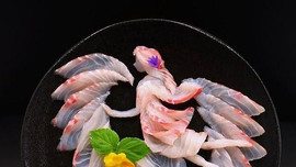 Nổi tiếng trên mạng xã hội vì chế biến sashimi như tác phẩm nghệ thuật