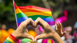 Lịch sử của phong trào LGBT, bạo động tại Stonewall và sự ra đời của Tháng tự hào