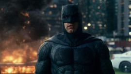 Ben Affleck tiếp tục vào vai Batman trong The Flash