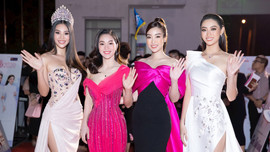 Dàn người đẹp lộng lẫy trong đêm bán kết Hoa hậu Việt Nam 2020