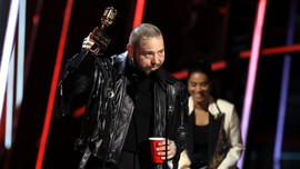 Billboard Music Awards 2020: Nam ca sĩ Post Malone thắng lớn