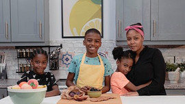 'Ngôi sao đầu bếp' 12 tuổi khởi nghiệp từ những lần tự nấu nướng vì mẹ ốm