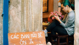 Quán cà phê 'sống chậm' dành cho những tín đồ nhạc Trịnh