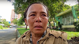 Người mẹ U60 tìm con trai mất tích bí ẩn suốt 6 năm, khóc đến mờ mắt