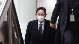 'Thái tử Samsung' - Doanh nhân quyền lực nhất Hàn Quốc không kháng cáo, chấp nhận đi tù 2 năm rưỡi