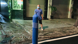 'Cha đẻ' ATM gạo cho ra đời ATM Oxy và câu chuyện bình oxy cứu sống người cha ở Sài Gòn trong đêm