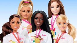 Bỏ mẫu Barbie châu Á, hãng sản xuất búp bê bị chỉ trích phân biệt chủng tộc