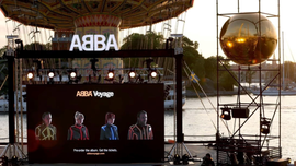 Sau gần 4 thập kỷ tan rã, ABBA ra mắt abum mới và chương trình hòa nhạc kỹ thuật số
