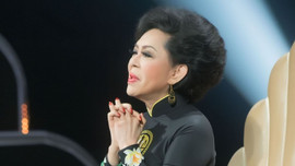 Danh ca Giao Linh tiễn biệt chồng bằng bài hát 'Ai cho tôi tình yêu'