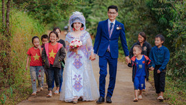 Tình yêu ngọt ngào, đám cưới ấn tượng của cô gái H'Mông và chú rể tại TPHCM
