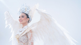 Hoàng Hương Ly mang trang phục dân tộc đến Hoa hậu Du lịch Quốc tế 2021