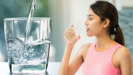 Sáng thức dậy, đánh răng trước hay uống nước trước? Hoá ra nhiều người nuốt vi khuẩn vào cơ thể!