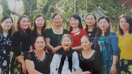 Dân mạng Nghệ An - Hà Tĩnh thi nhau giành kỷ lục sinh nhiều con gái nhất