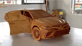 Chiếc Toyota Camry bằng gỗ của thợ Việt tinh xảo đến từng chi tiết