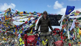 17 tuổi đạp xe đi vòng quanh thế giới thực hiện giấc mơ ấp ủ từ năm lên 10
