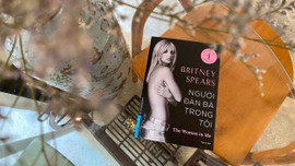 Người đàn bà trong tôi - Hành trình đau đớn giành lại quyền kiểm soát của Britney Spears