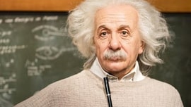 Câu đố huyền thoại của Einstein khiến thần đồng cũng phải chịu thua