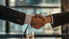 Nói thật tuổi 40: Dám mắc nợ người khác là một loại tự tin, biết cách trả nợ là một loại trí tuệ!