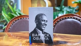 Bầu cử tổng thống Mỹ, cùng nhìn lại hành trình của cựu tổng thống Barack Obama qua hồi ký “A Promised Land"