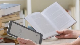 Bạn chọn sách giấy hay sách điện tử?