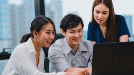 Dù làm việc ở đâu, nếu muốn thành công phải nhớ "3 điều không nên"