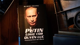 Putin - Logic của quyền lực : Nhân vật lịch sử hay biểu tượng của kiểm soát tuyệt đối?