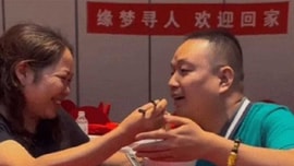 Đứa trẻ bị bắt cóc 33 năm trước thành doanh nhân thành đạt, tìm mẹ ruột báo hiếu