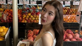 Vì sao người thông minh không bao giờ rung chân khi giao tiếp?