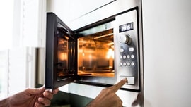 Sau 30 năm cuộc đời tôi mới biết lò vi sóng còn có chức năng này