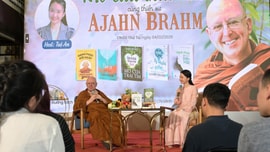 Buổi giao lưu “Mở cửa trái tim” cùng thiền sư Ajahn Brahm - Tìm lại những giá trị bình yên của cuộc sống